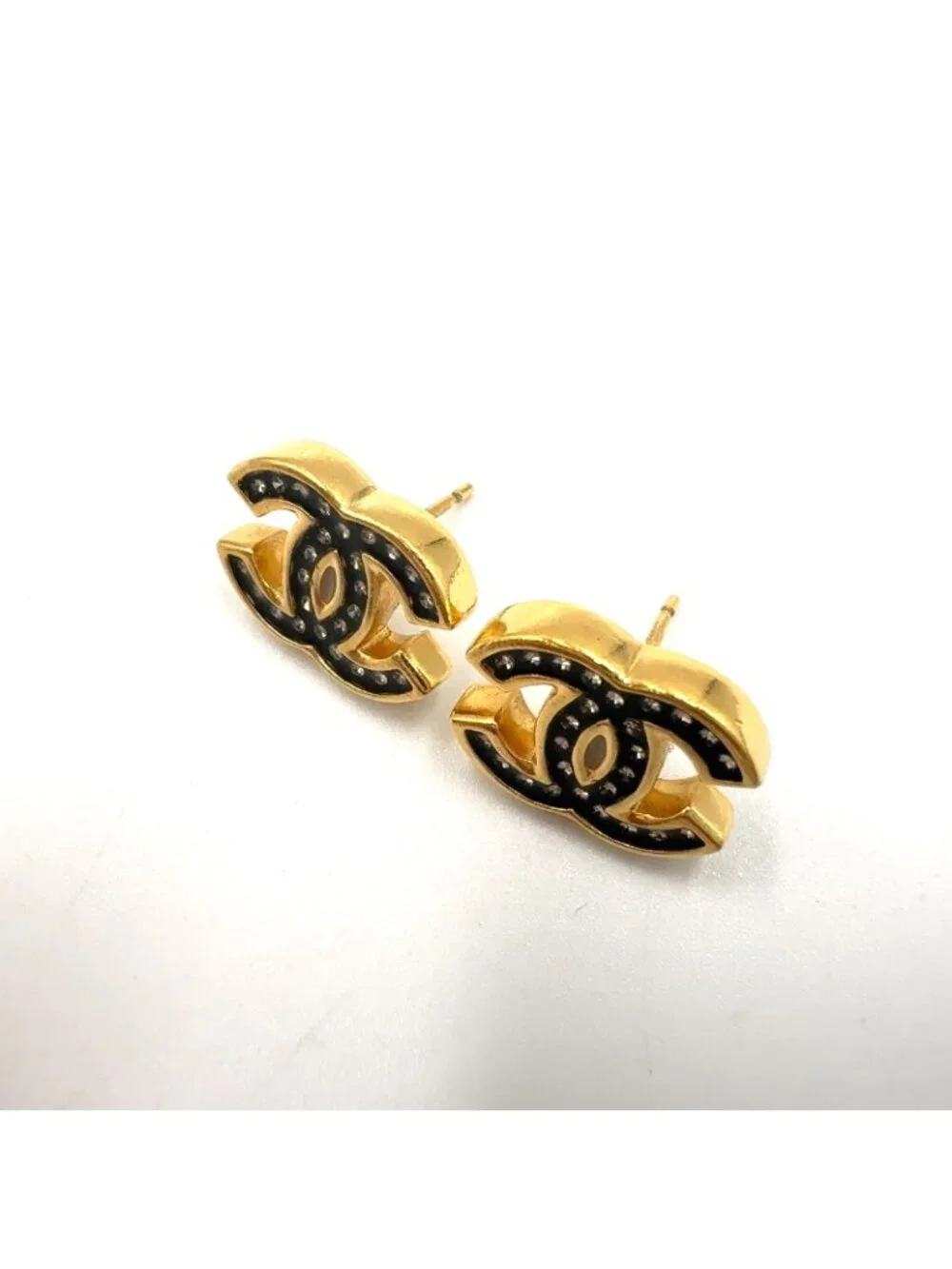 Chanel CC Logo Rhinestone Enamel Clear Gold Black Earrings